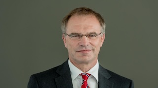 Intendant Stefan Raue
